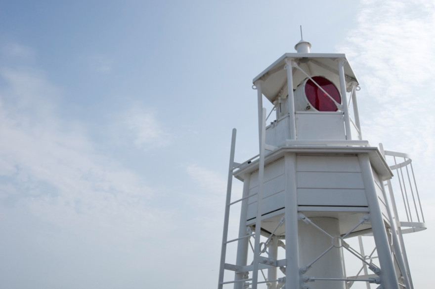 ホテルに建つ公式灯台